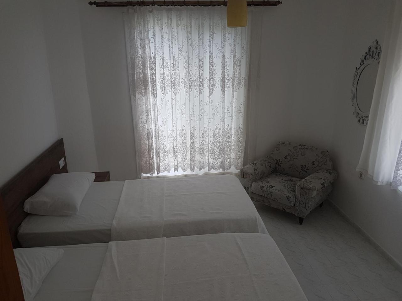 Akmonya Pansiyon Eriklice Bagian luar foto