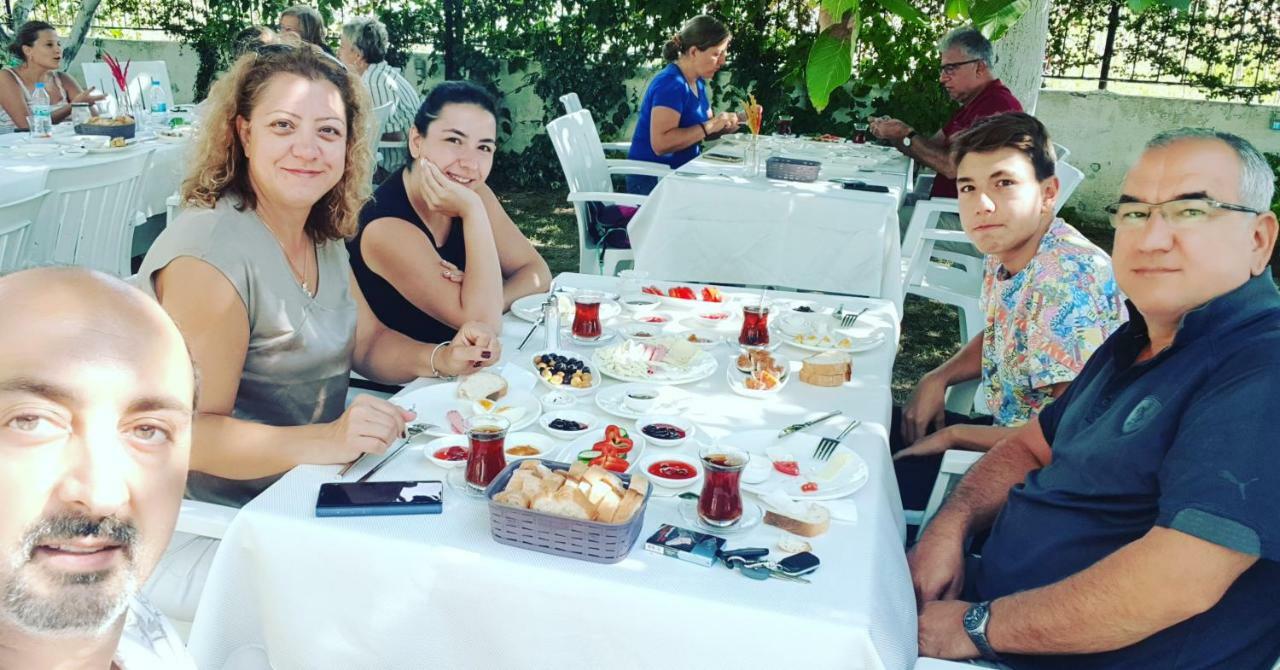 Akmonya Pansiyon Eriklice Bagian luar foto